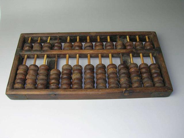 鐵算算盤一肖中特免費(fèi)資料，揭秘彩票預(yù)測(cè)的秘密，揭秘彩票預(yù)測(cè)秘密，鐵算算盤一肖中特免費(fèi)資料揭秘
