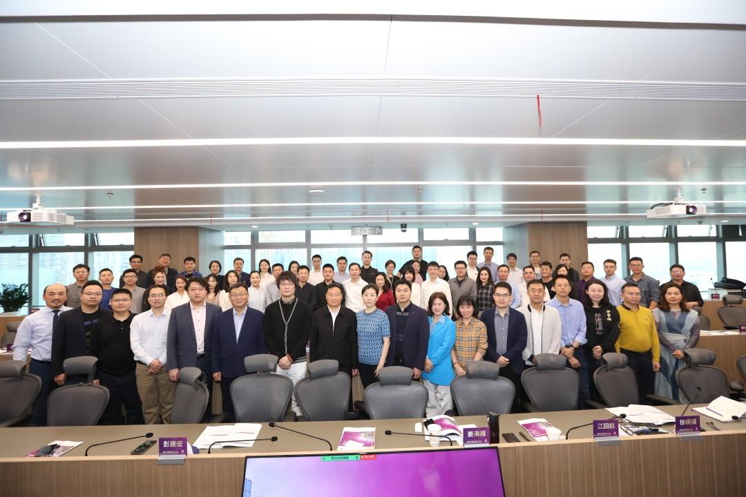 今晚香港最準一肖預(yù)測——揭秘獨家精準生肖運勢，獨家揭秘，香港今晚最精準生肖預(yù)測運勢揭曉