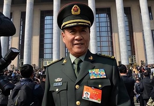 中國(guó)武警部隊(duì)司令是誰——深度解析，中國(guó)武警部隊(duì)司令深度解析，現(xiàn)任司令是誰？