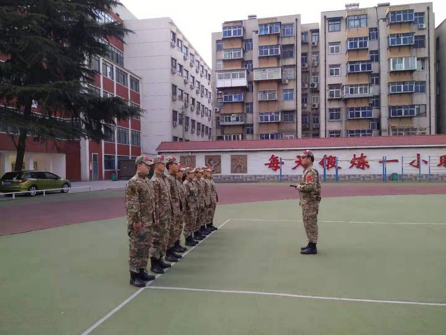 半軍事化管理學(xué)校，理念與實(shí)踐，半軍事化管理學(xué)校的理念與實(shí)踐探索