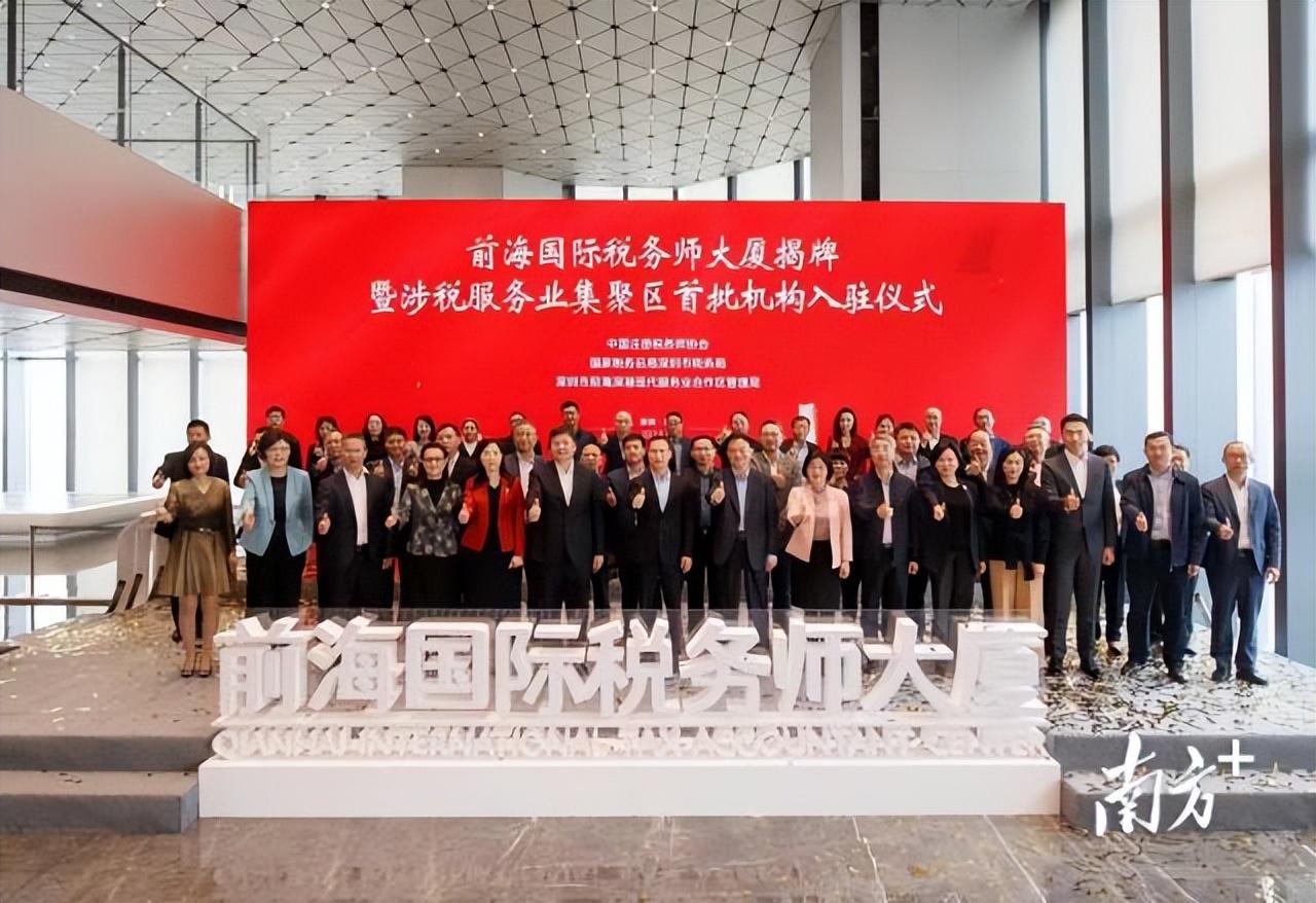 獨(dú)家爆料2025年香港正版資料免費(fèi)大全——一站式獲取所有資源！，獨(dú)家爆料，2025年香港正版資料大全——免費(fèi)獲取所有資源一站式平臺(tái)！