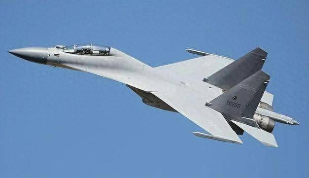 殲-11戰(zhàn)機(jī)，幾代戰(zhàn)機(jī)中的佼佼者，殲-11戰(zhàn)機(jī)，幾代戰(zhàn)機(jī)中的翹楚