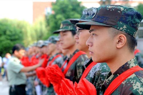 當(dāng)兵的好處，探索軍旅生涯的無限價值，軍旅生涯的價值，當(dāng)兵的好處探索與無限可能