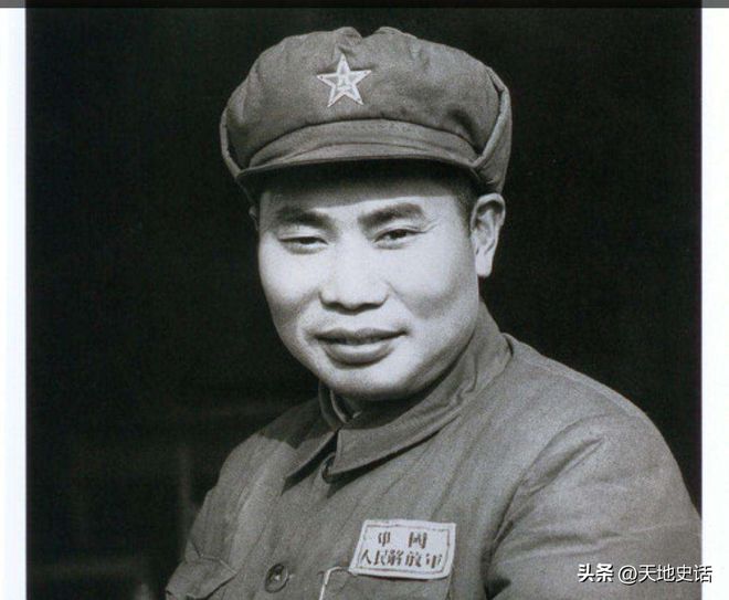 少將軍銜最厲害之處，深度解讀其背后所蘊含的三重力量，揭秘少將軍銜背后的三重力量，權(quán)威、榮耀與深度影響力
