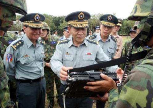 上將配多少警衛(wèi)，軍隊(duì)高級(jí)將領(lǐng)的安全護(hù)衛(wèi)力量解析，軍隊(duì)高級(jí)將領(lǐng)安全護(hù)衛(wèi)力量解析，上將配備多少警衛(wèi)？