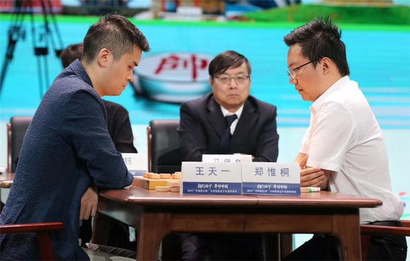 揭秘2019王中王一肖中特論壇天TI，背后的故事與趨勢(shì)洞察，揭秘王中王一肖中特論壇天TI，背后的故事與趨勢(shì)深度解析