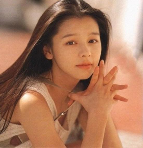 殲15與殲16戰(zhàn)斗機的區(qū)別，技術(shù)細(xì)節(jié)與性能對比，殲15與殲16戰(zhàn)斗機技術(shù)細(xì)節(jié)與性能對比解析