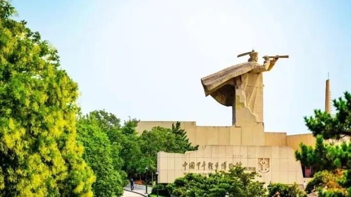 劉公島景點(diǎn)介紹，探索美麗的海島風(fēng)光與歷史遺跡，劉公島，探索海島風(fēng)光與歷史遺跡的絕佳之地