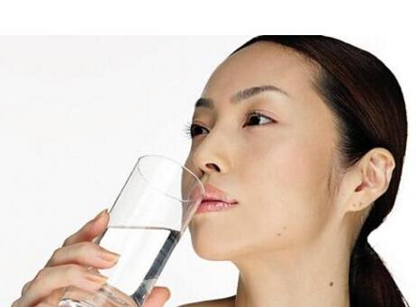 額頭皺紋怎么消除？簡單方法大揭秘，額頭皺紋消除秘訣，簡單有效方法大揭秘