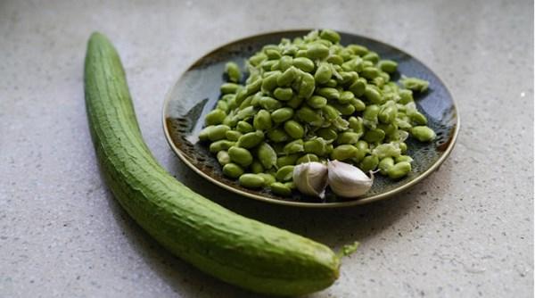 吃什么美白皮膚最快，食物美白秘籍大揭秘，食物美白秘籍，快速美白皮膚的飲食指南