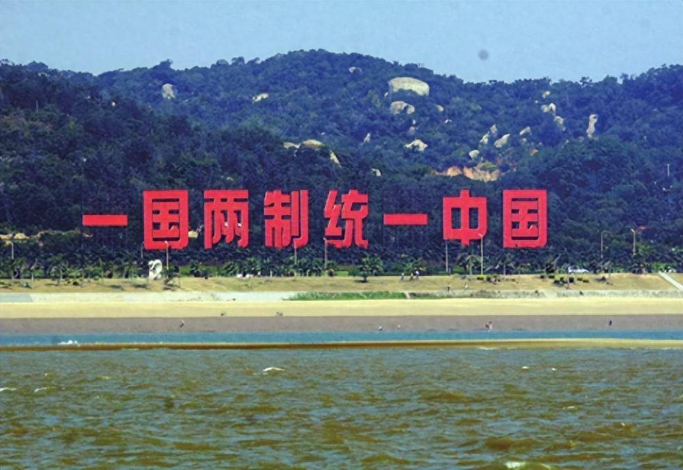 新澳門一碼一肖一特一中準(zhǔn)選今晚，揭秘精準(zhǔn)預(yù)測(cè)的秘密，揭秘澳門精準(zhǔn)預(yù)測(cè)一碼一肖一特今晚的秘密選號(hào)指南