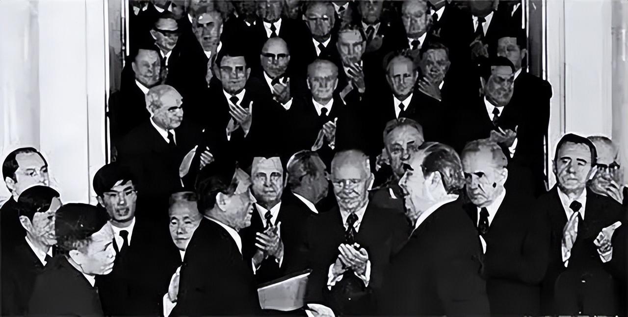 蘇聯(lián)九艘航母去向揭秘，歷史背后的故事，蘇聯(lián)九艘航母去向揭秘，歷史背后的故事探秘