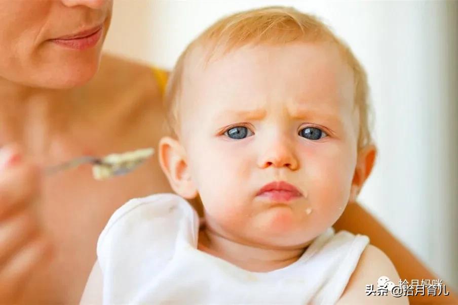 積食咳嗽與肺熱咳嗽的區(qū)別，深入理解兩種咳嗽的不同表現(xiàn)與癥狀，積食咳嗽與肺熱咳嗽的區(qū)別解析，深入理解兩種咳嗽的癥狀與表現(xiàn)