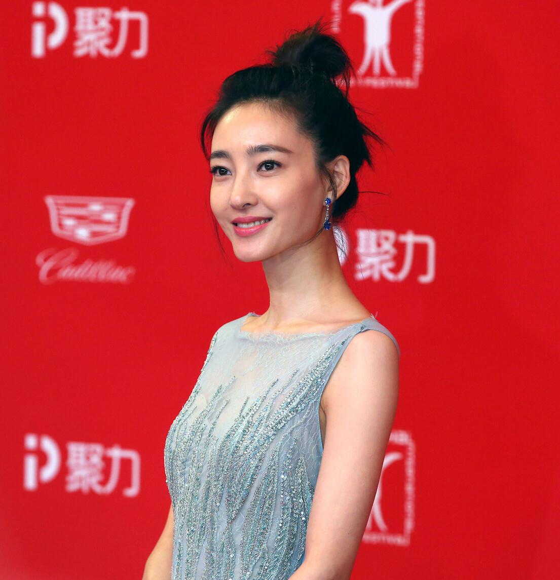 王麗坤個人資料及年齡揭秘，王麗坤個人資料與年齡大揭秘