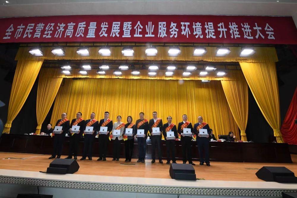 新澳全年免費(fèi)資料大全——探索與獲取指南，新澳全年免費(fèi)資料大全，探索與獲取的綜合指南