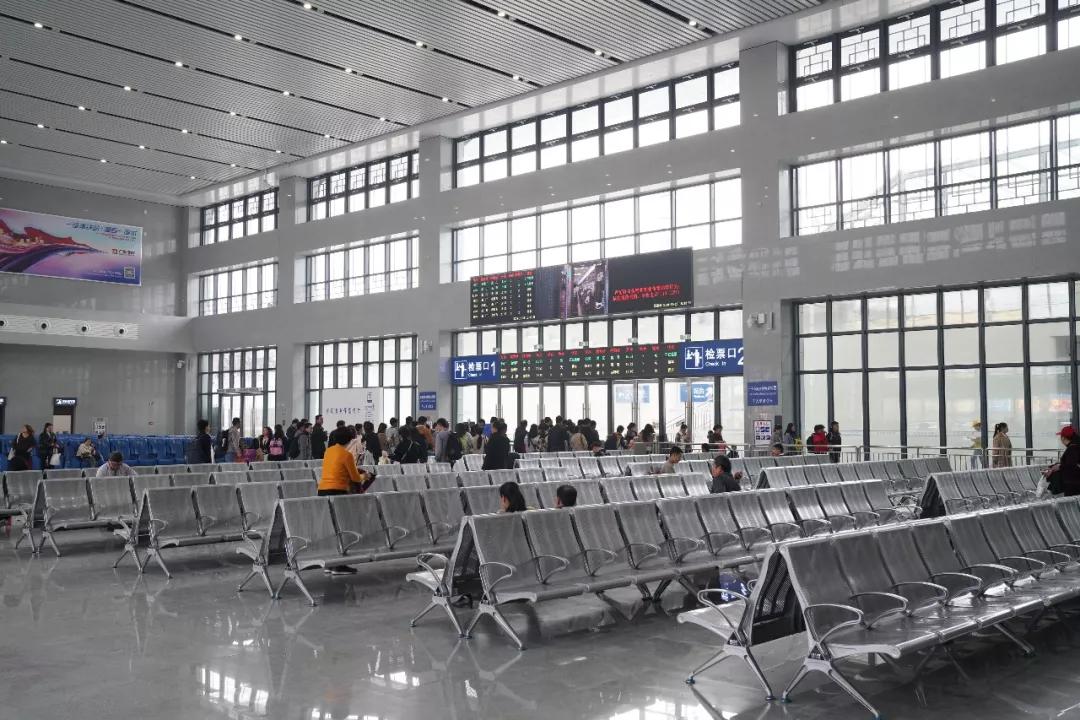 輕松掌握高鐵動車信息，12306高鐵動車查詢指南，12306高鐵動車查詢指南，輕松掌握出行信息