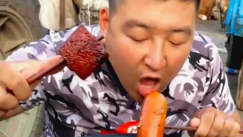 多少女星吃了文二哥的火腿腸，揭秘背后的故事，揭秘女星與文二哥火腿腸背后的故事