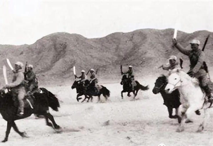 西路軍，歷史回顧與深入解析，西路軍歷史回顧與深度解析，戰(zhàn)略決策與戰(zhàn)爭影響研究