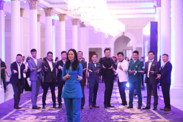 六肖期期中特一王中王，揭秘生肖運(yùn)勢與成功秘訣，揭秘生肖運(yùn)勢與成功秘訣，六肖期期中特一王中王的秘密探尋