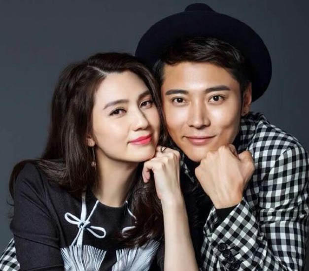 洪欣張丹峰最新現(xiàn)狀，演藝事業(yè)蓬勃發(fā)展，家庭生活幸福滿滿，洪欣張丹峰現(xiàn)狀，事業(yè)家庭雙豐收，幸福滿滿