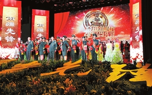 秦樹桐，一位卓越的企業(yè)家與SEO優(yōu)化先驅(qū)，秦樹桐，企業(yè)家與SEO優(yōu)化領(lǐng)域的佼佼者